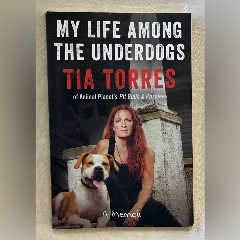 5/$7 📚 My Life Among The Underdogs by Tia Torres